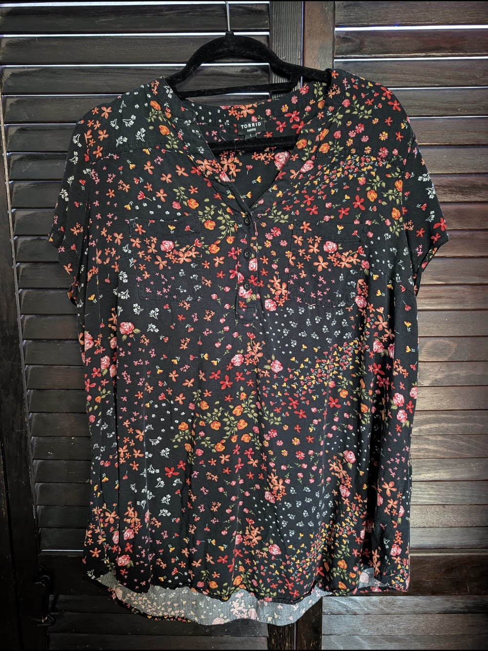 torrid Black Floral Button-Front Tunic